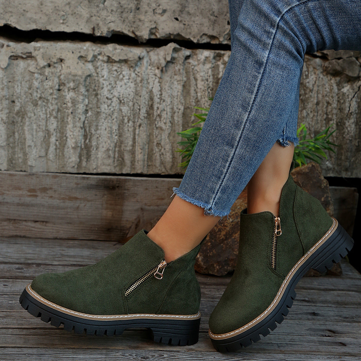 Madalena - Women’s Zip-Up Ankle Boots