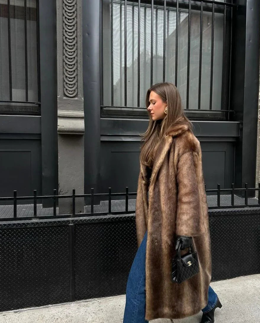 Riley - Elegant Fur Coat for Women