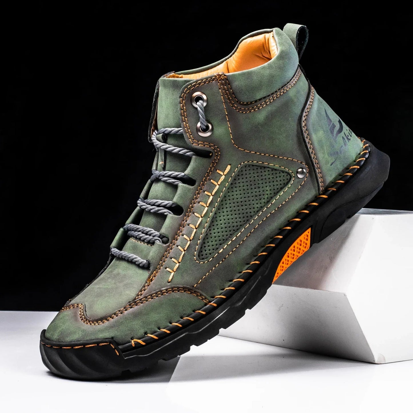 Stuart - Men’s Boot-Style Shoes