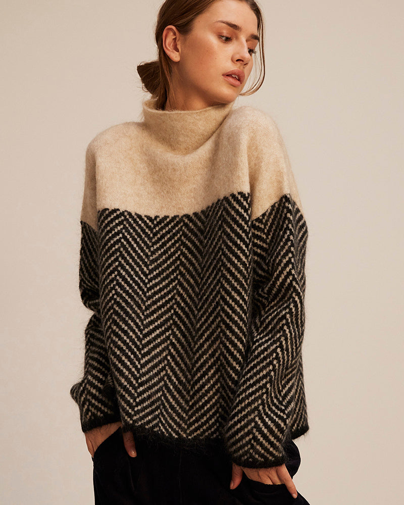 Alicia - Cotton jumper with high collar